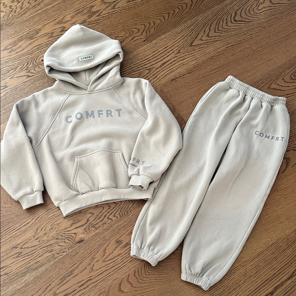 Comfrt Tranquil Kids Hoodie & Sweatpants